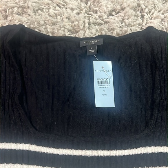 Ann Taylor NWT Sz. SP.  Striped bubble long sleeve Midi Sweater Dress - Picture 3 of 8